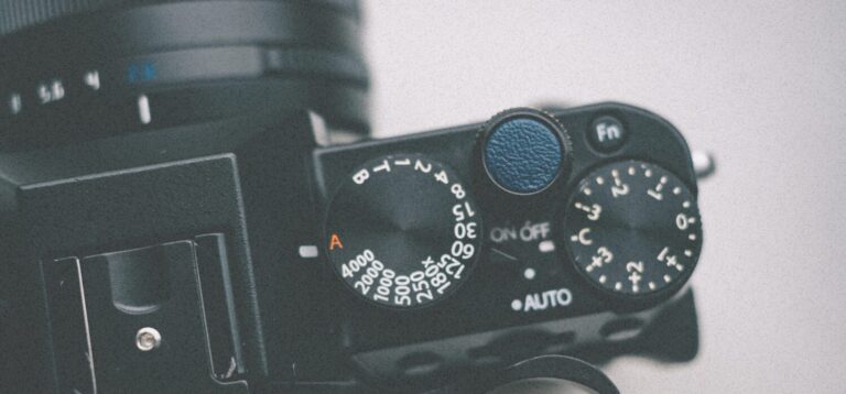 ISO w fotografii prawniczej – jak zadbać o jakość zdjęć Twojej kancelarii w każdych warunkach oświetleniowych?