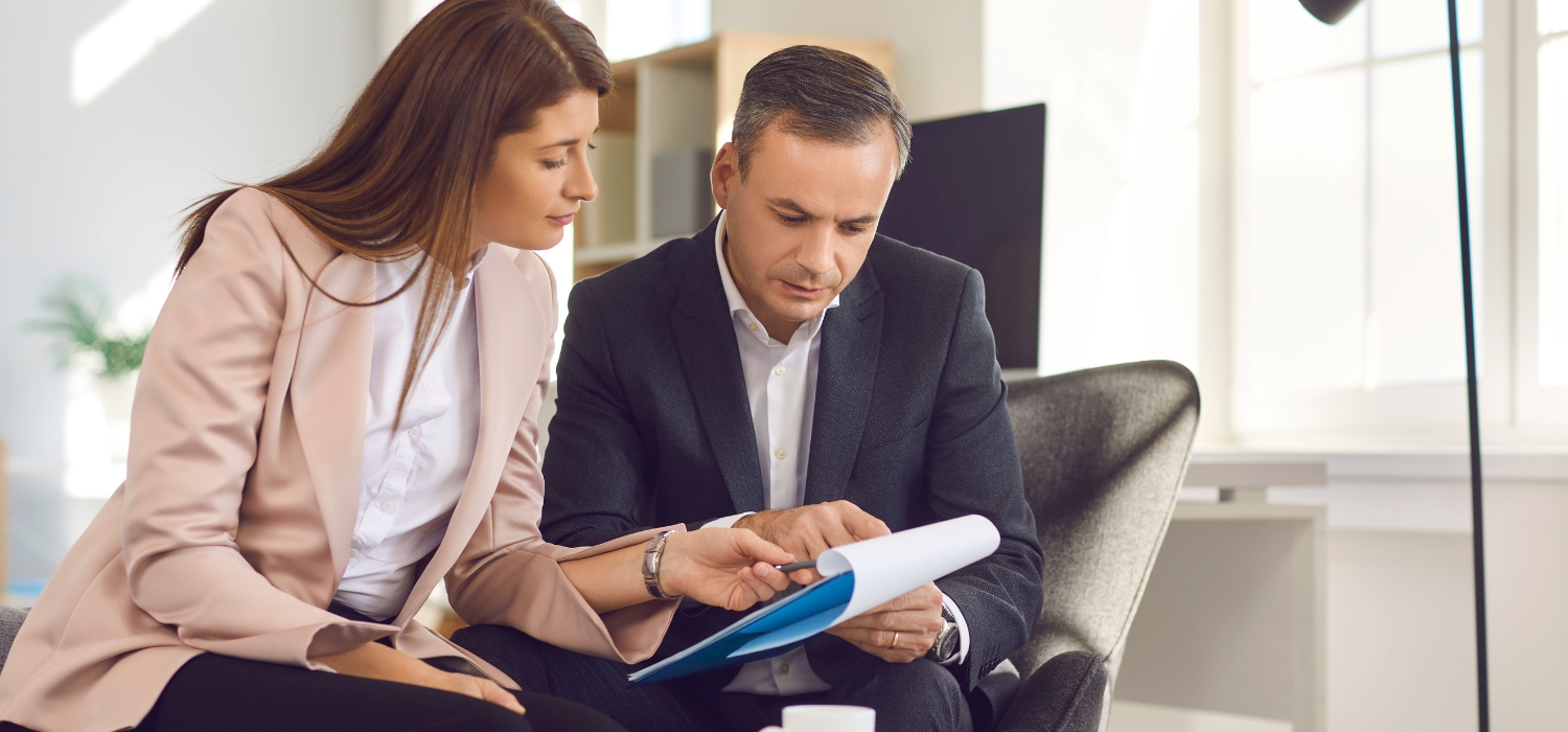 język korzyści w kancelarii prawnej